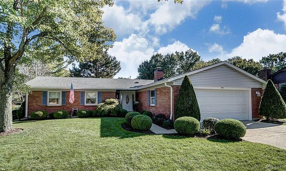 1st image of 585 Clareridge Ln