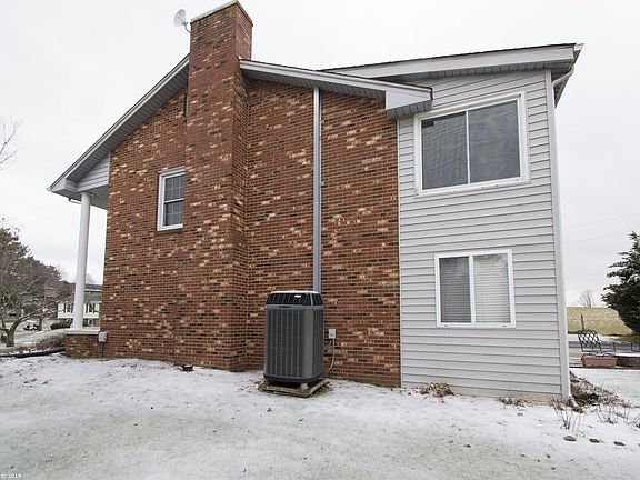 2nd image of 335 Briarwood Dr
