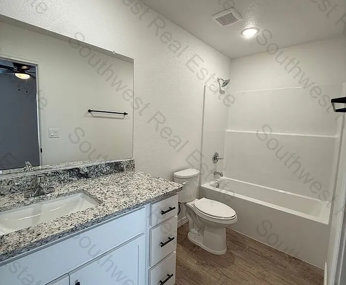 1325 Mission Dr #B — Photo 5