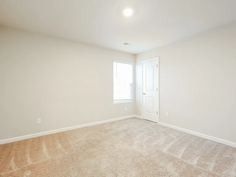 2139 Southlea Dr — Photo 11