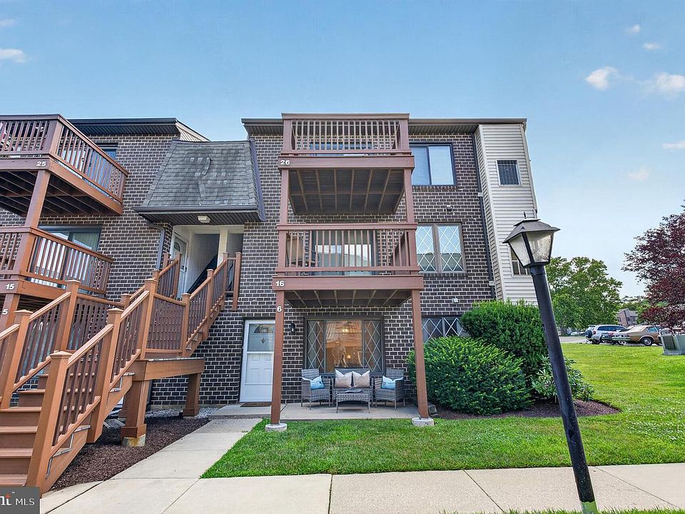 1st image of 5200 Hilltop Dr #313