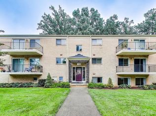 10613 Montrose Ave APT 4, Bethesda, MD 20814