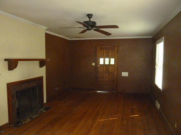 2nd image of 5213 Nall Ave