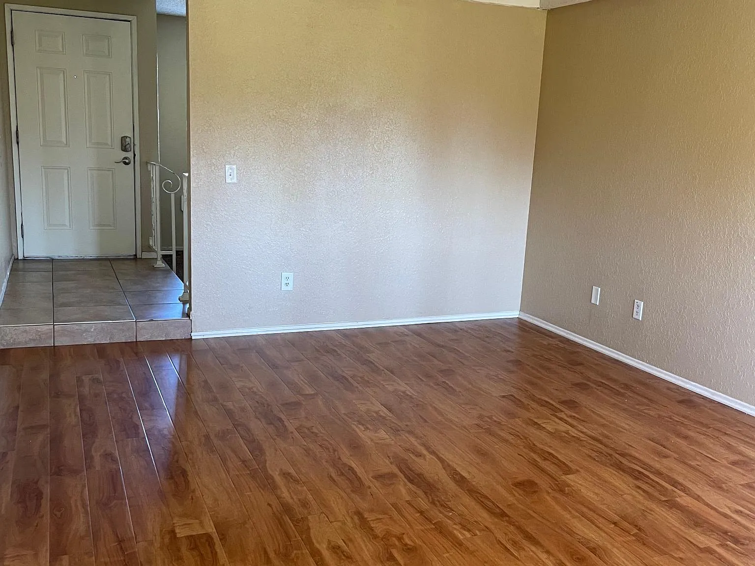 617 S Spruce Ave — Photo 4