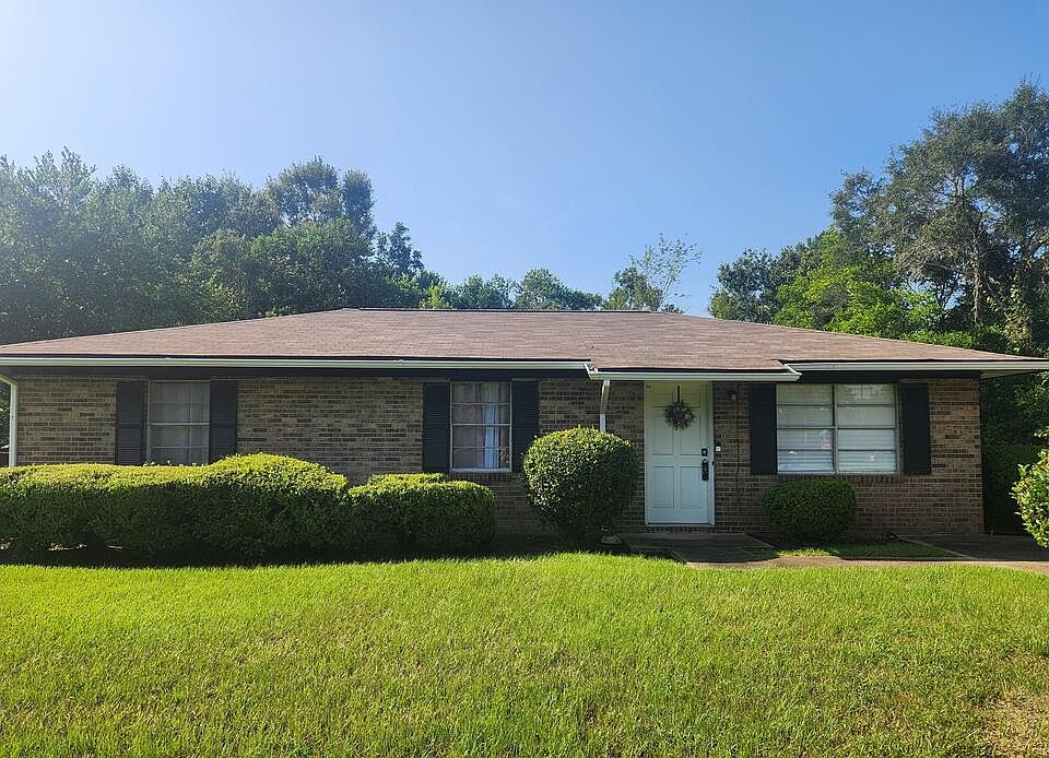 1st image of 1200 La Juana Ln