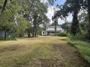 2529 Commerce St, Liverpool, TX 77577