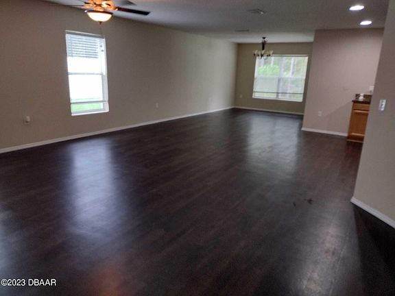 4th image of 321 Bayberry Lakes Blvd