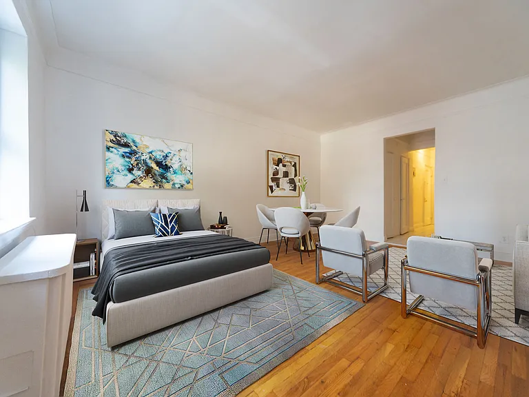 210 E 38th St #2G — Photo 3
