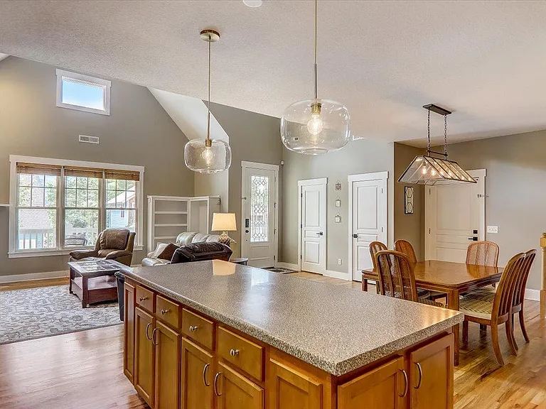 11 Oakhaven Ter — Photo 25