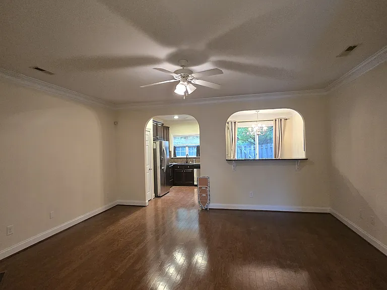 4910 Wyngate Village Dr — Photo 3