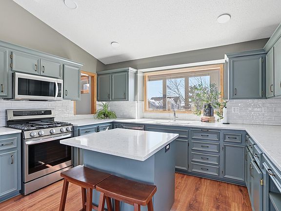 5th image of 4099 Shannon Dr
