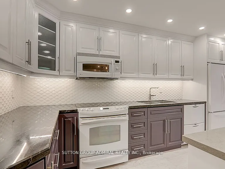 160 Gailcrest Cir — Photo 8