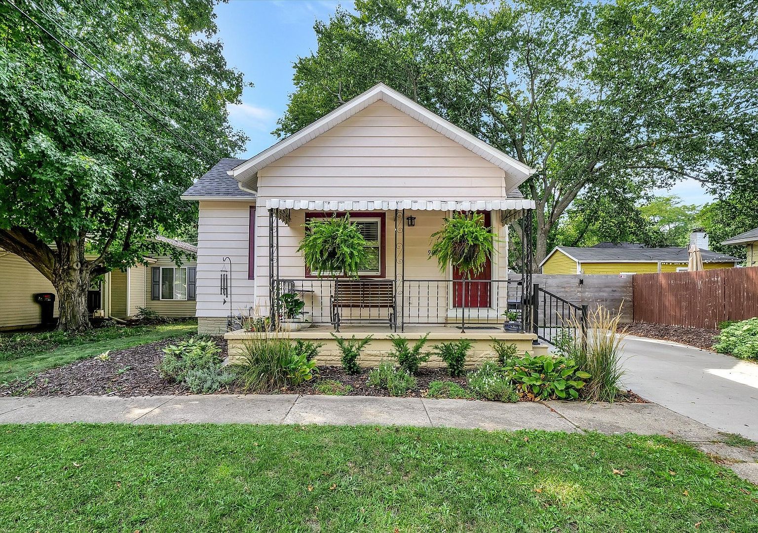 903 S Cottage Grove Ave, Urbana, IL 61801 Zillow