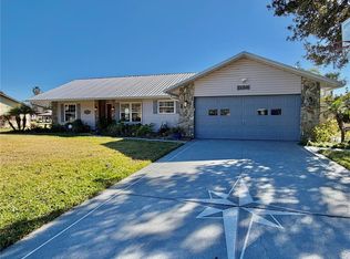 12400 S Putney Ct, Leesburg, FL 34788