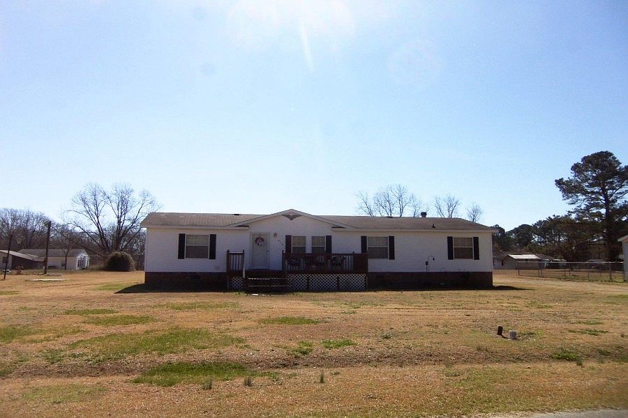 1st image of 512 Green Dr