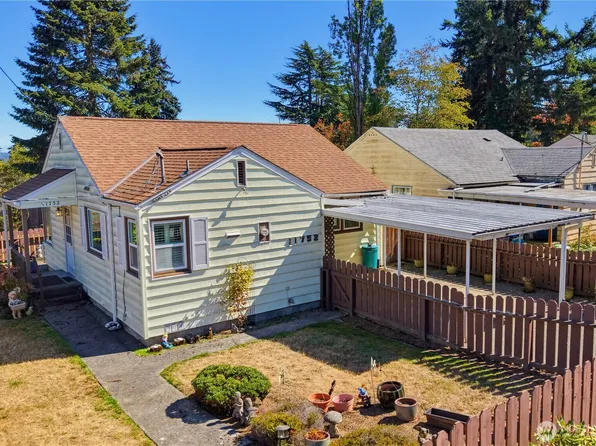 11752 20th Avenue NE, Seattle, WA 98125