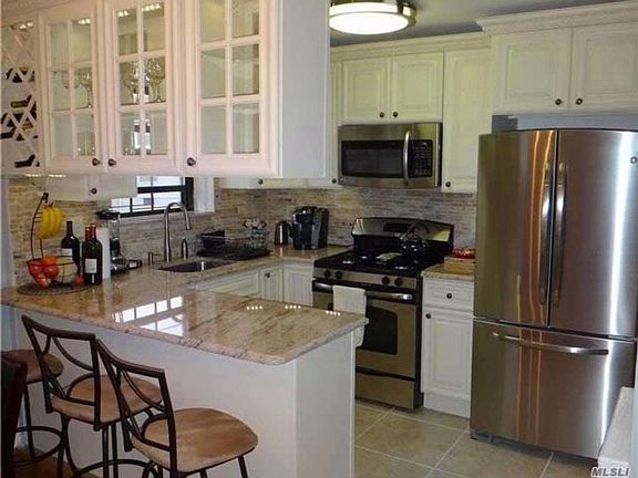 5th image of 13519B Jewel Ave #B