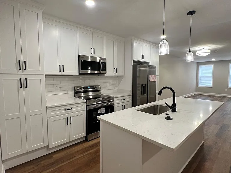 615 N Calhoun St #1 — Photo 8
