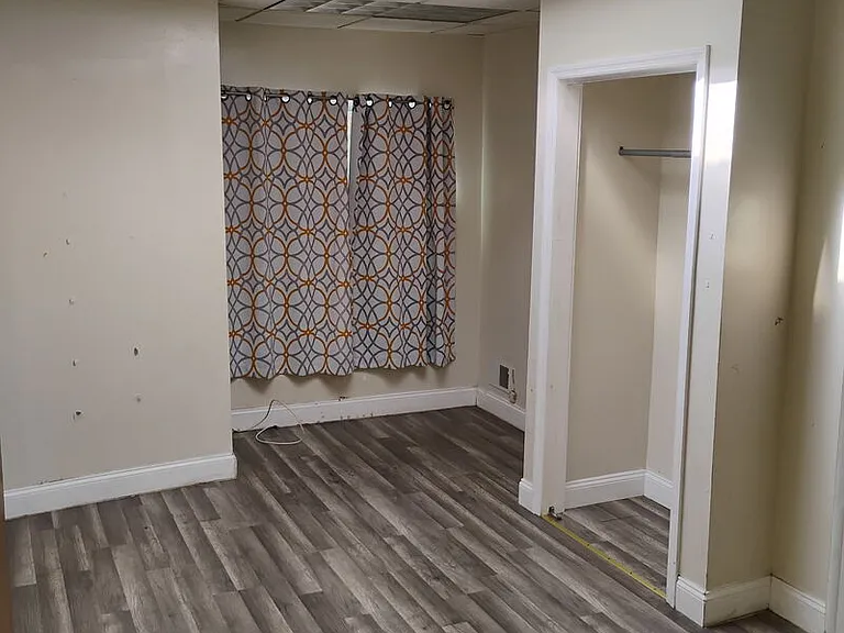 864 Madison Ave #1B — Photo 5
