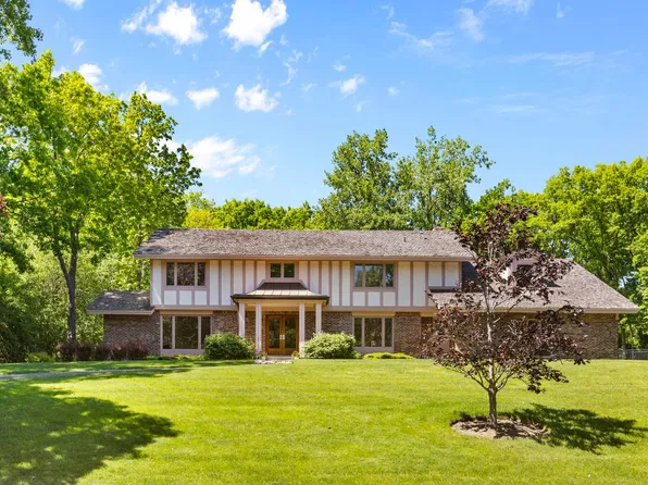 868 McCormick Dr, Lake Forest, IL 60045