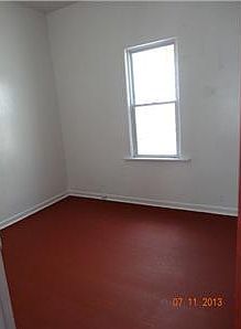 5th image of 9740 S Avenue L #2