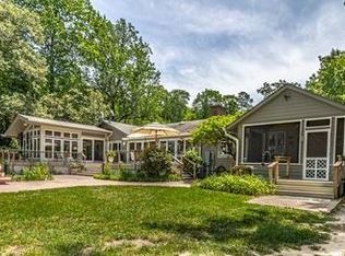 1434 Hoecake Rd, Lancaster, VA 22503