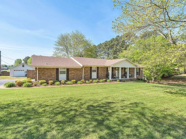 705 Alabama St, Killen, AL 35645