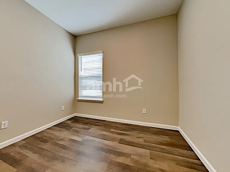 76 Spruce Point — Photo 13
