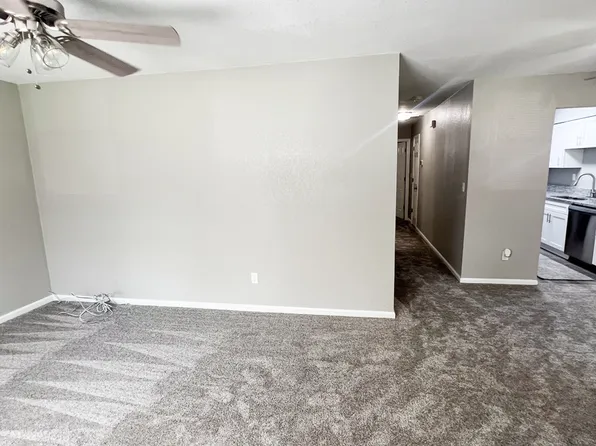 6021 Camellia Dr APT A, Suffolk, VA 23435