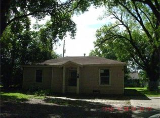 904 Alvin St, Pasadena, TX 77506