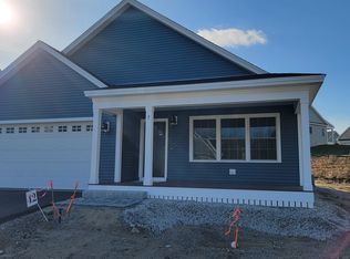 52 Mulberry Ln UNIT 16, Epping, NH 03042
