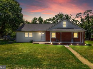 1006 Northside Dr, Fredericksburg, VA 22405