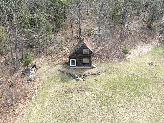2nd image of 155 E Buckland Rd