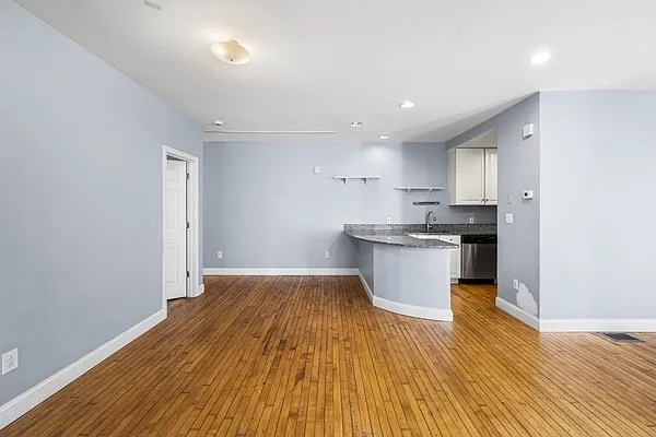 330 1/2 E St #1 — Photo 8