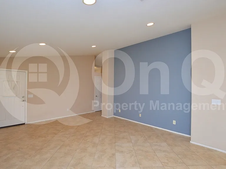 4734 E Charleston Ave — Photo 7