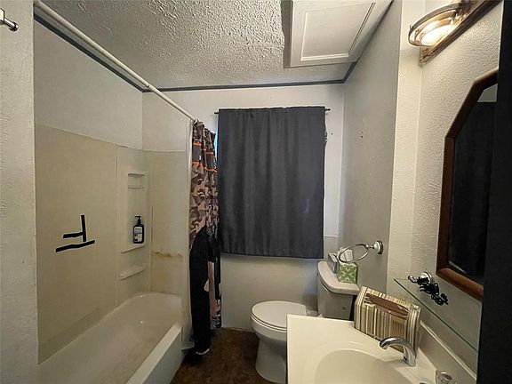5th image of 1309 Armor Avenue
