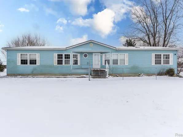 69288 Omo Rd, Richmond, MI 48062