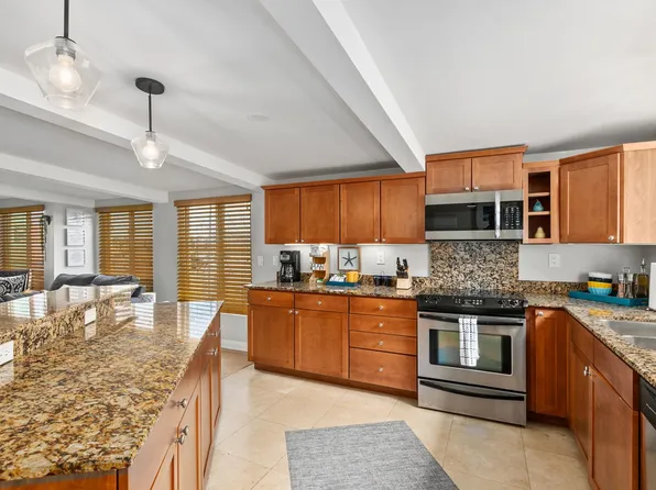 3745 Mission Blvd Unit B, San Diego, CA 92109