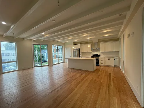 65 Cameron St #8 Photo 1