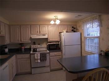 3rd image of 19991 Seabrook Ct