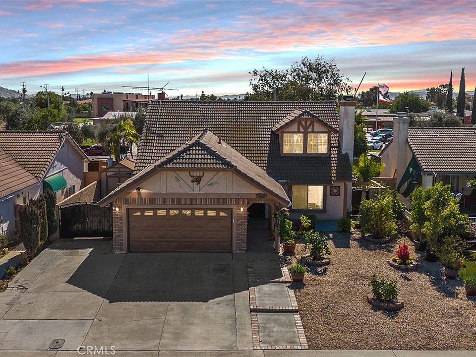 1st image of 25189 El Greco Dr