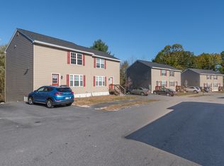 8 Simona Shores Dr, Gorham, ME 04038