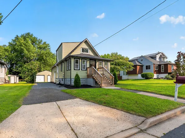 822 Longwood Ave, Cherry Hill, NJ 08002