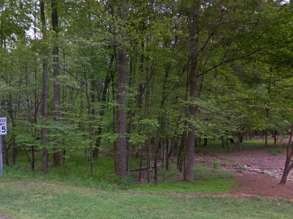 8116 Windspray Dr, Summerfield, NC 27358