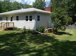 117 Hickory Dr, Coventry, CT 06238