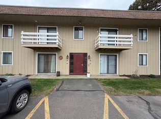 82 S Maple St APT 43, Westfield, MA 01085