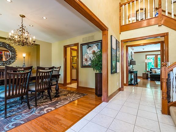 2nd image of 9760 Burnet Isle Dr