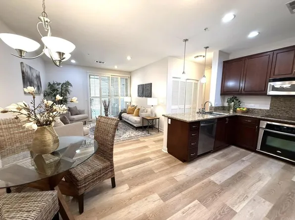 3887 Pell Pl Unit 134, San Diego, CA 92130