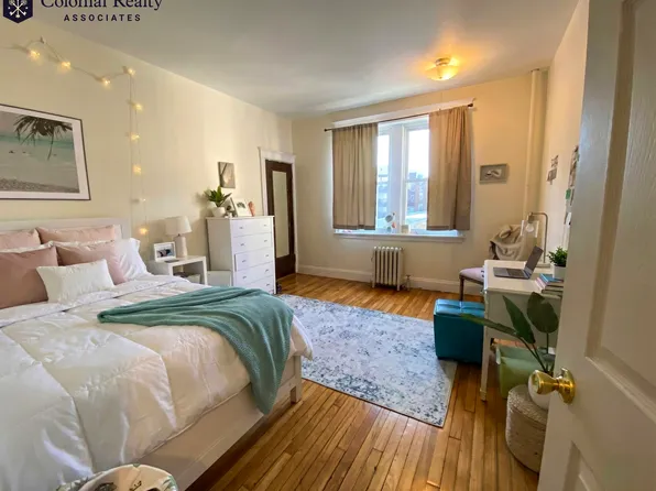 344 Saint Paul St #1, Brookline, MA 02446