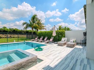 8305 Fishhawk Falls Ct, Boca Raton, FL 33496